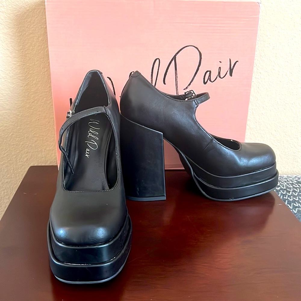Wild Pair Octavia Double Platform Mary Jane Pumps